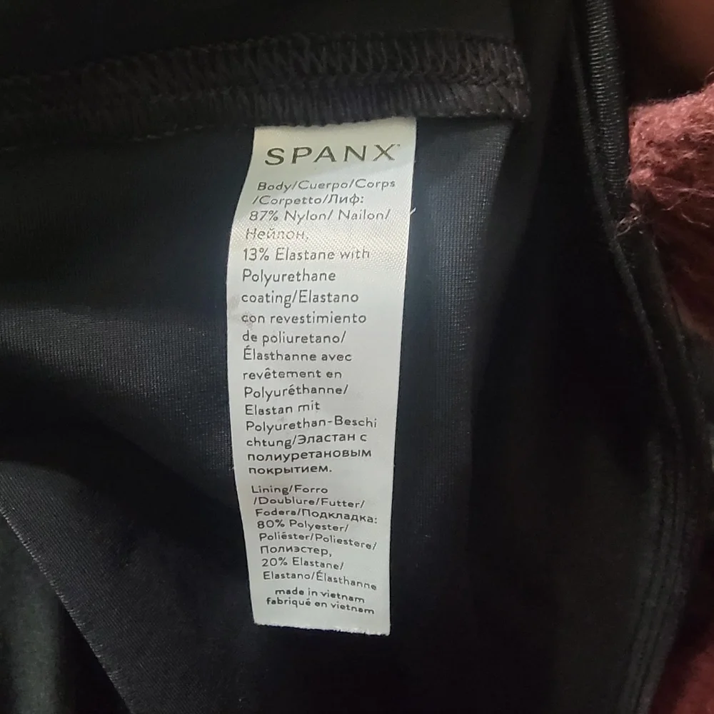 SPANX Leggings Black and Gray - Metallic - Picture 9 of 11